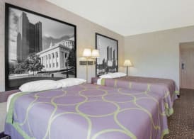 Super 8 by Wyndham Ashland 4
