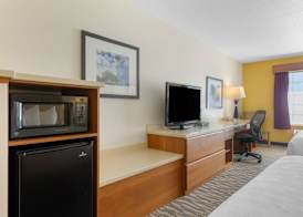 Best Western Plus Park Place Inn & Suites 5