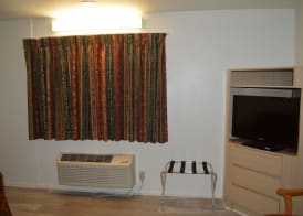 Jolly Roger Hotel 3