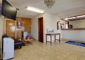 Americas Best Value Inn & Suites Macon at Eisenhow 3