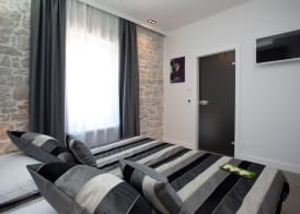 Authentic Luxury Rooms 5