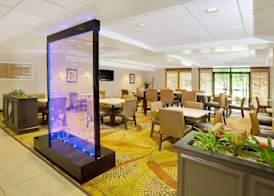 Wingate by Wyndham Raleigh Durham / Airport 3
