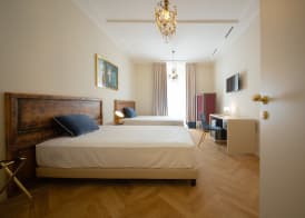 Casa Vittoria Napoli - Santa Lucia 3