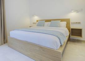 Calm Beach Apartments 4