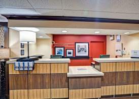 Hampton Inn Albany-Wolf Road 4