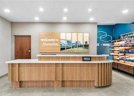 Hampton Inn & Suites Fort Worth/Forest Hill 4