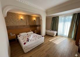 Britannia Hotel 2