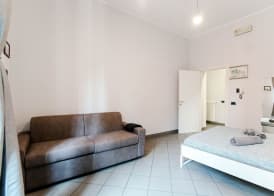 Downtown Rooms 5