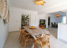 Golden Lighthouse Hotel 2