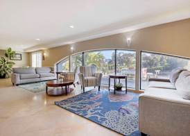 Best Western Plus Marina Shores Hotel 3