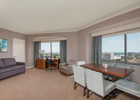The Westin Dallas Park Central 5