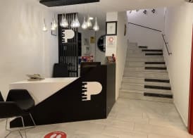 Piano Hotel 2