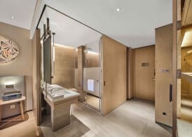 Hangzhou Huaxia Center Hotel, Vignette Collection by IHG 4