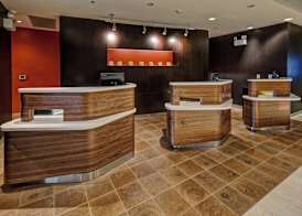Courtyard by Marriott Westbury Long Island 3