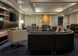 Courtyard by Marriott North Charleston Airport Coliseum 5