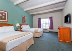 Days Inn & Suites by Wyndham Lexington 3
