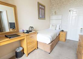 The Royal Hotel 5