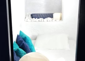 Blu Bianco Cave House 4