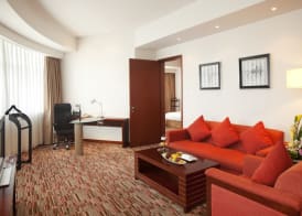 Holiday Inn Hangzhou Xiaoshan by IHG 2
