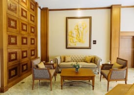 Decharme Hotel 5