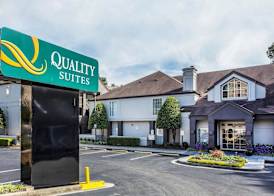 Quality Suites Buckhead Village 3
