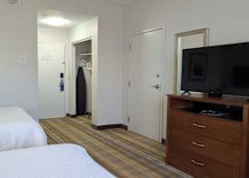 Harbor Pointe Inn PHL Airport 4