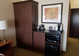Ramada by Wyndham Drayton Valley 4