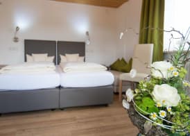 Wellnesshotel Sonnenhof & Sonnhalde 3