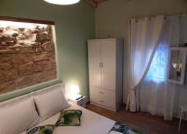 Sole Apartments - near Corfu Port 3
