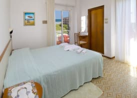 Hotel Alfredo's 5