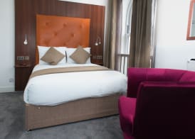 Trivelles Rochester Hotel 3