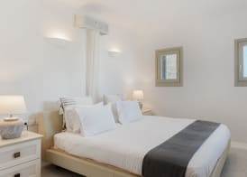 Mykonos Unique Villas by 2Doors 4