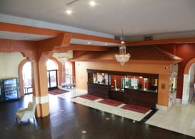 Ramada by Wyndham Fresno North 4