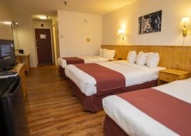 Canadas Best Value Inn- Riverview Hotel 2