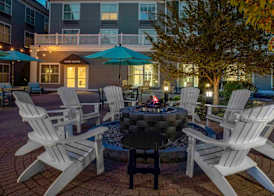 Hilton Garden Inn Freeport Downtown 2