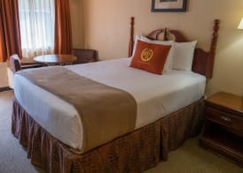 Wild Bear Inn 4