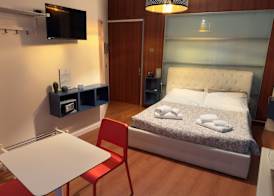 Bracco Rooms and Suites 5