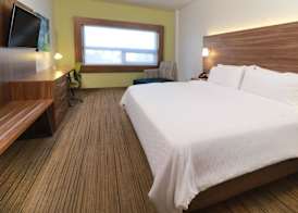Holiday Inn Express & Suites ENSENADA CENTRO by IHG 4