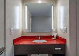 Best Western Plus Dragon Gate Inn 2
