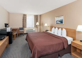 Days Inn by Wyndham Charleston 4