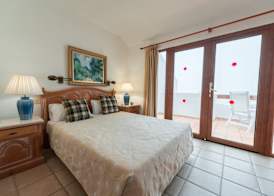 Ona Beverly Hills Suites 2
