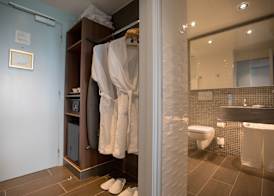 The Eliott Hotel 4