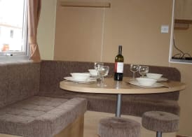 2 Bedroom Caravan in Hunstanton Dogs go Free 5