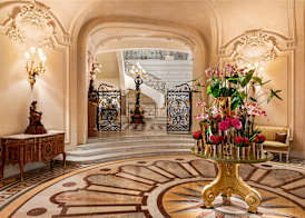 Shangri-La Paris 5