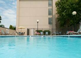 Hampton Inn Clarksville 5
