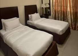 Clifton International Hotel 4