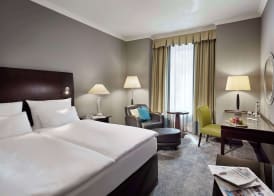Lindner Hotel Cologne City Plaza, part of JdV by Hyatt 5