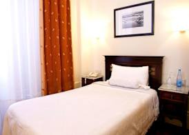 Hotel Aliados 2