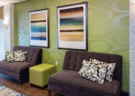 Hampton Inn East Lansing 3