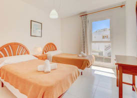 Apartamentos Llevant 5